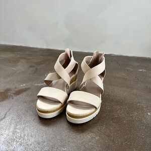 Naturalizer cream platform sandals
